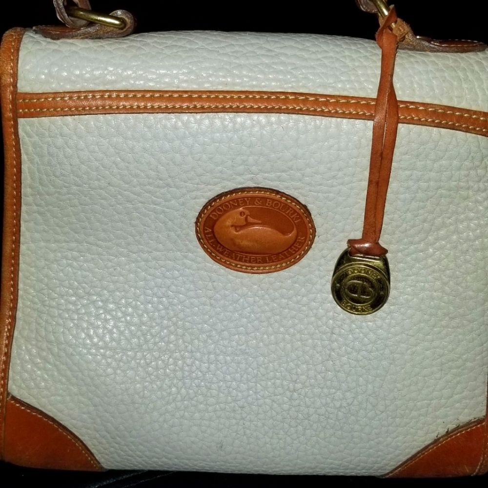 Dooney & Bourke Ladies Purse